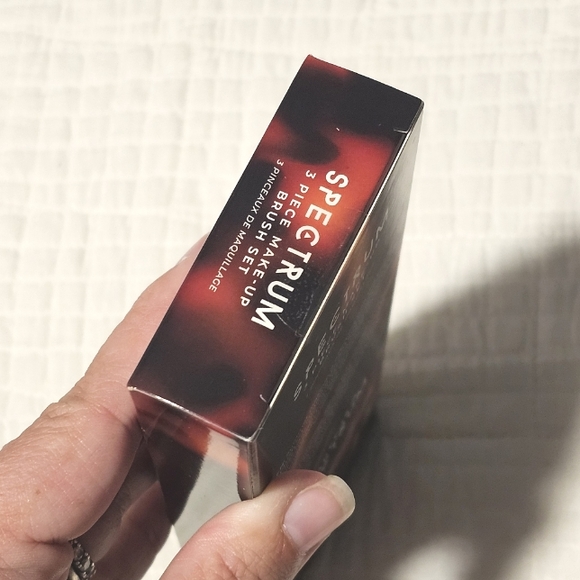 Spectrum NIB 3 Piece Brush Set - Picture 3 of 3